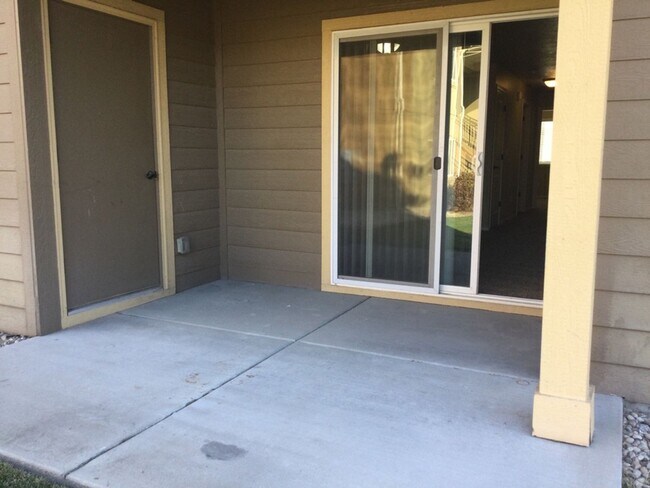 Building Photo - 886BONSAI