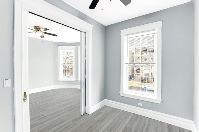 Building Photo - 5341 S Indiana Ave