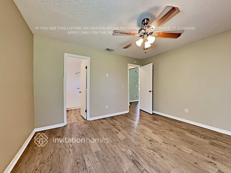 Building Photo - 1082 Leeward Dr