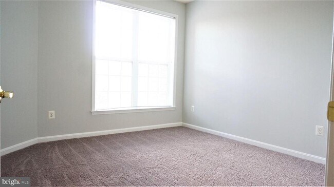 Building Photo - 12195 Abington Hall Pl