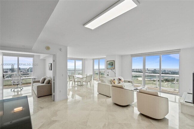 Building Photo - 50 Biscayne Blvd