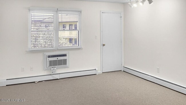 Building Photo - 138 Wharfside Dr