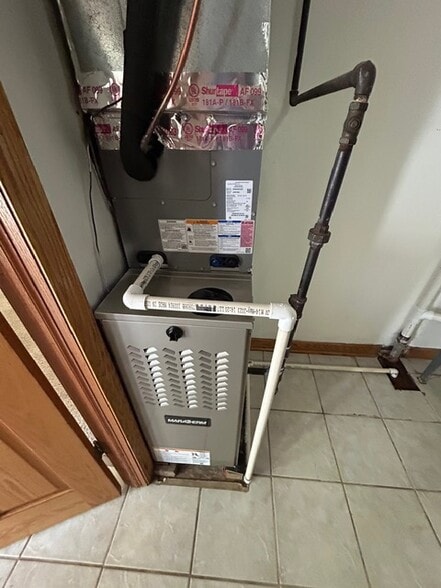 Building Photo - 5215 Wyandot Pl