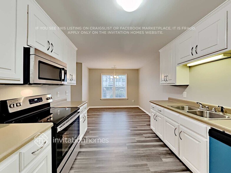 Building Photo - 306 Whitehall Ct
