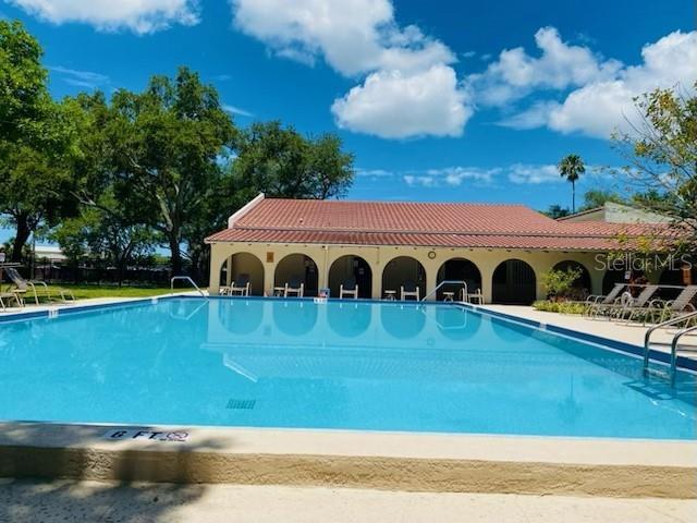 Building Photo - 2699 Seville Blvd