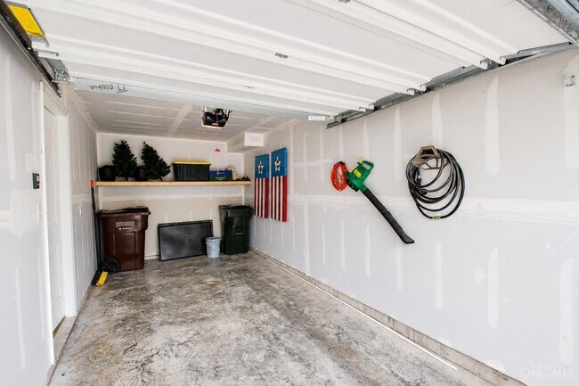 Building Photo - 984 Steamboat Dr