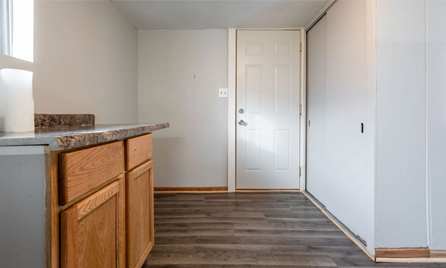 Building Photo - A Charming One-Bedroom with a Yard You’ll Love