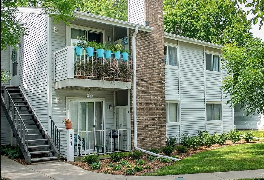 Private walk up to unit. - 2262 Benson Ave