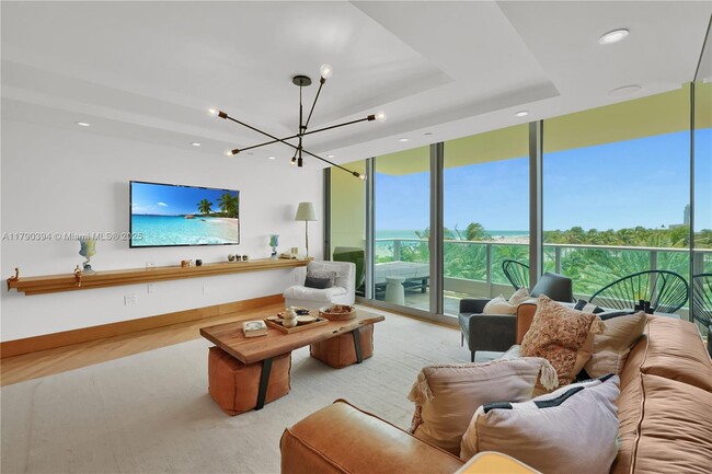 Building Photo - 1455 Ocean Dr