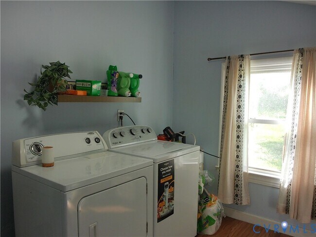 Building Photo - 3284 Chickahominy Rd
