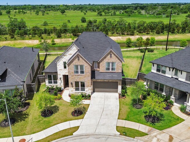Building Photo - 5802 Emerald Ranch Ln