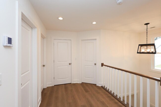Building Photo - 208 Skaggs Blvd