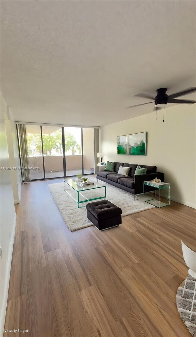 Building Photo - 10400 SW 108th Ave