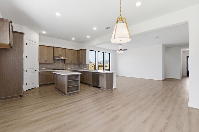 Building Photo - 5019 Field Sparrow Ln