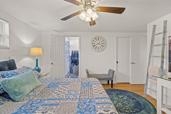 Building Photo - 7021 Sonata Dr