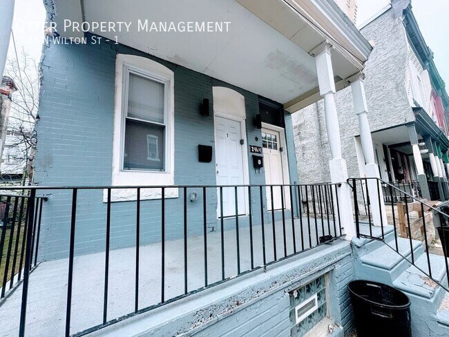 Building Photo - 1464 N Wilton St