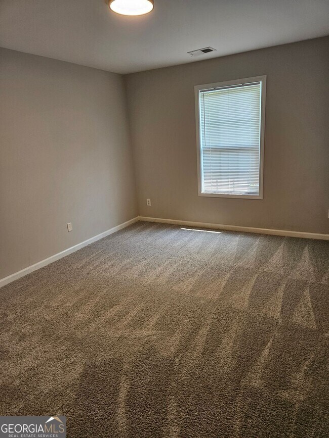 Building Photo - 844 Langley View Ct