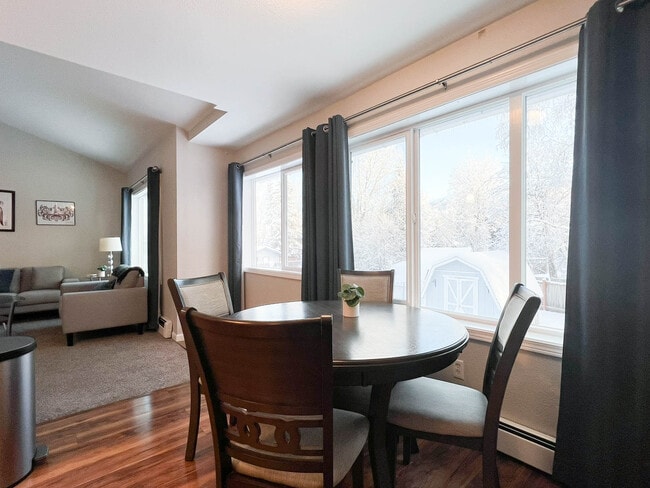 Building Photo - 3811 Resurrection Dr