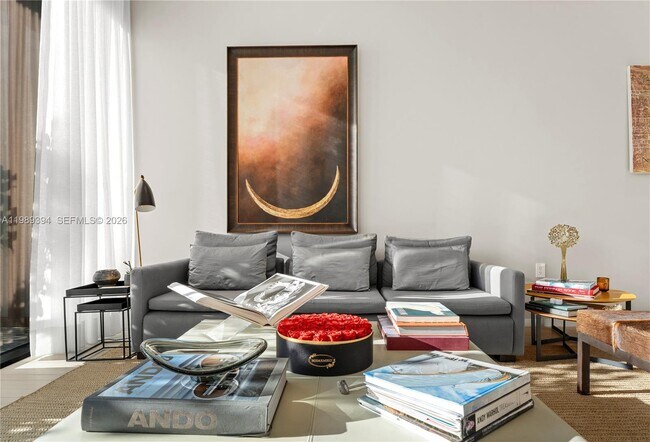 Building Photo - 3156 SW 27th Ave