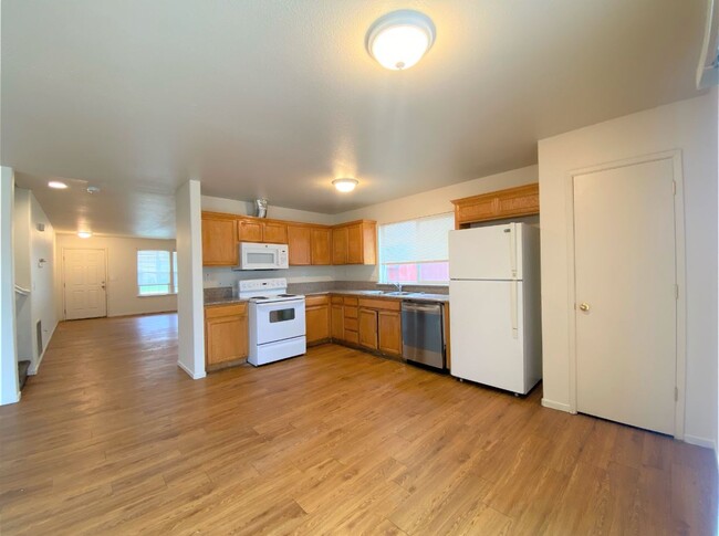 Building Photo - 3879 Twilight Ave