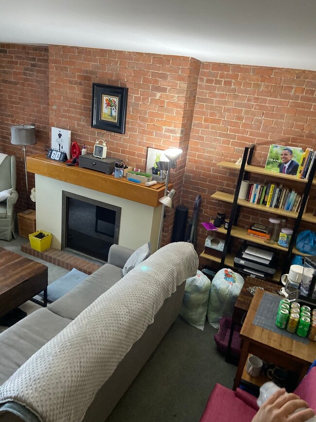 1 Bedroom Living Room 4 - 112 US Oval