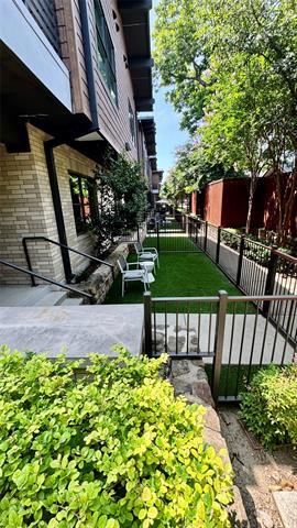 Building Photo - 5607 Belmont Ave