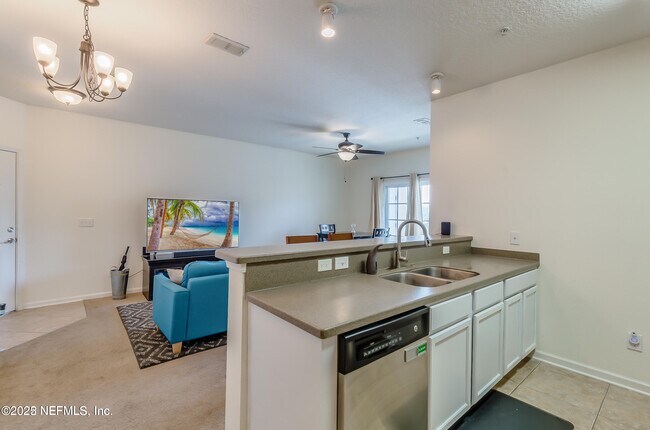 Building Photo - 4982 Key Lime Dr