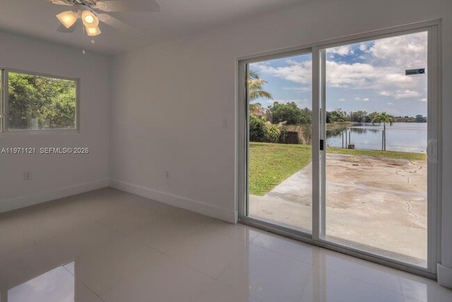 Building Photo - 1280 NW 111th St