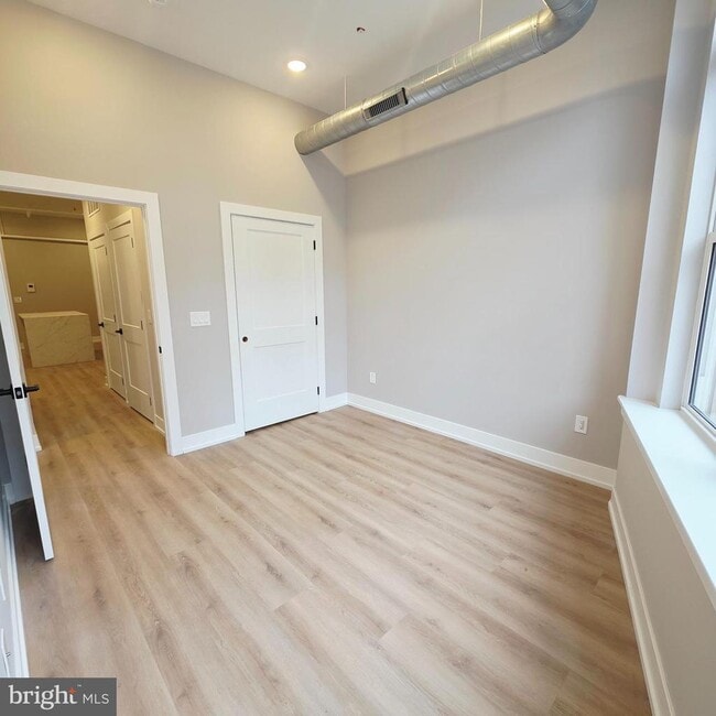 Building Photo - 714 Chestnut St