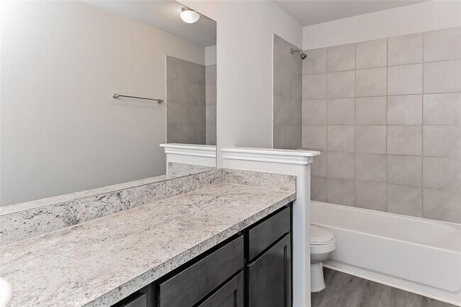 Building Photo - 1031 Imperial Heights Dr