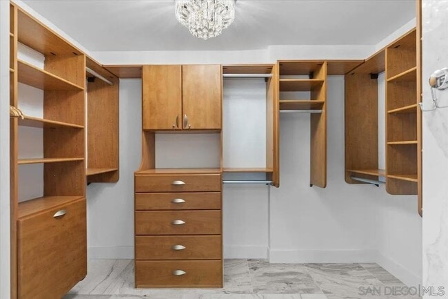 Building Photo - 1830 Avenida Del Mundo