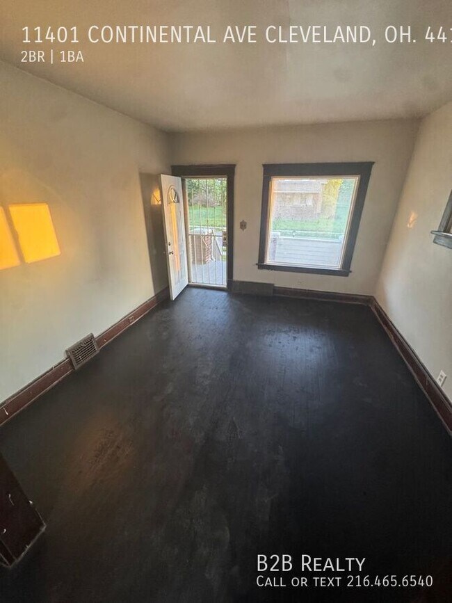 Building Photo - 11401 Continental Ave