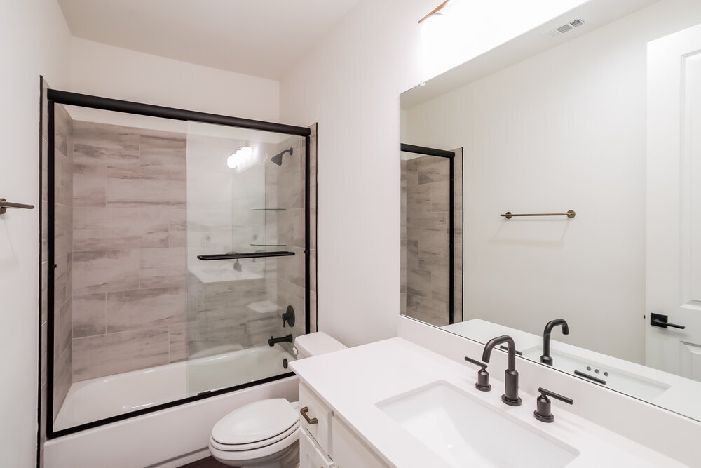 Building Photo - 7137 9th Hole Dr