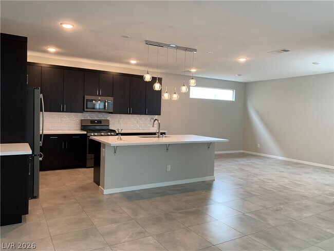 Building Photo - 537 Ruby Mesa Ave