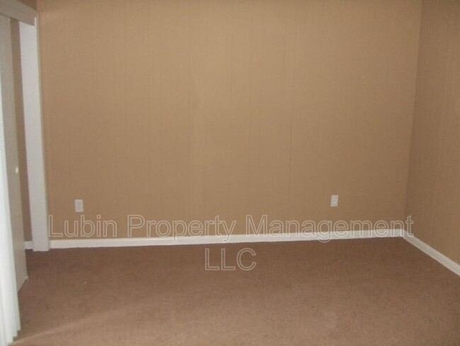 Building Photo - 2630 Whitman Ave
