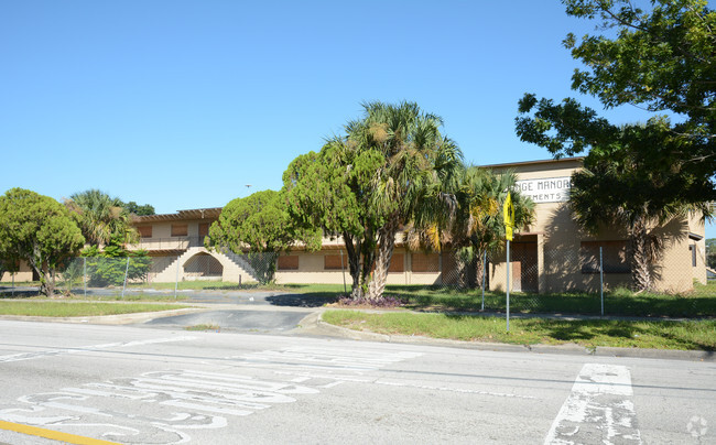 Building Photo - Orange Manor Apartments