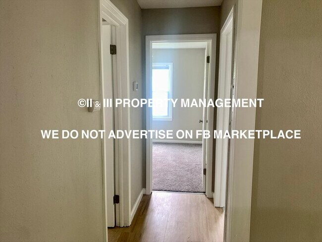 Building Photo - 3013 S Mason Ave