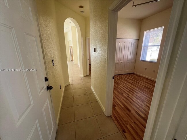 Building Photo - 2240 Portofino Ave