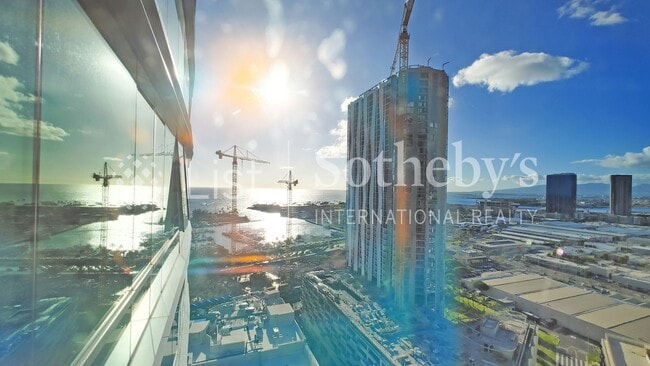 Building Photo - Ae'o #2303  |  Honolulu, HI