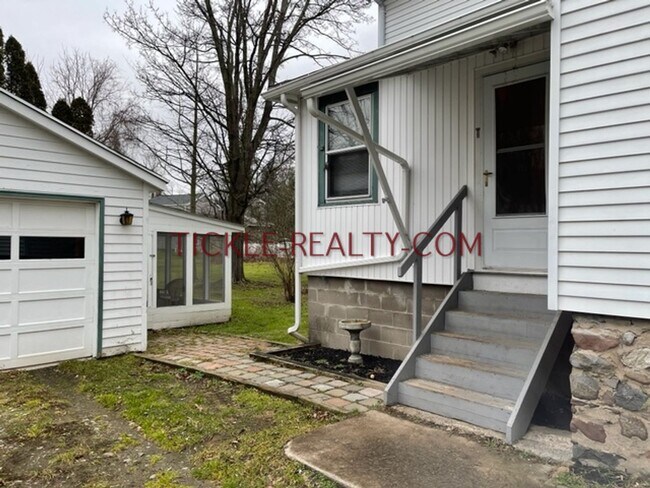 Building Photo - 3902 Rush Mendon Rd