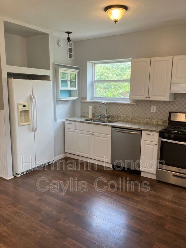 Building Photo - 4910 Bonita Ave