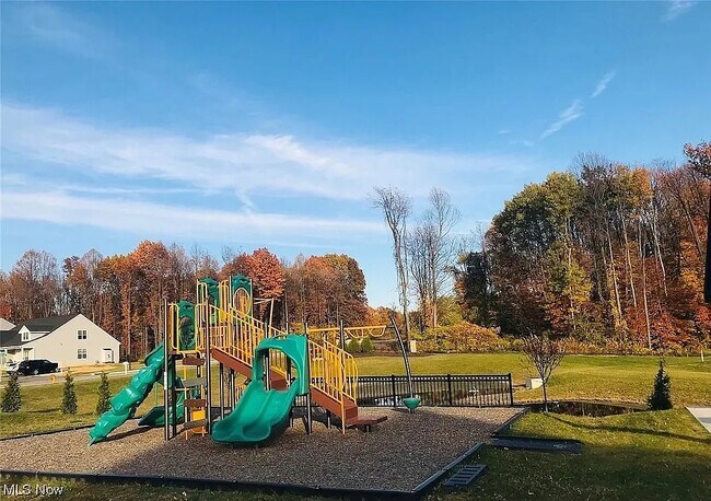 Building Photo - 3472 Bushwillow Dr