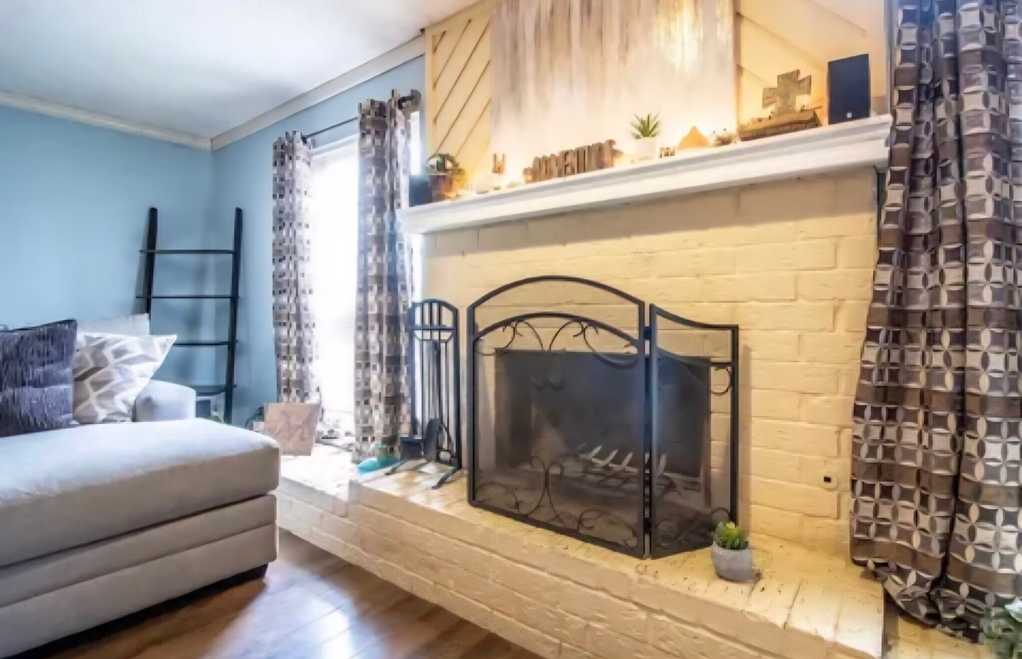 Building Photo - 2322 77th St