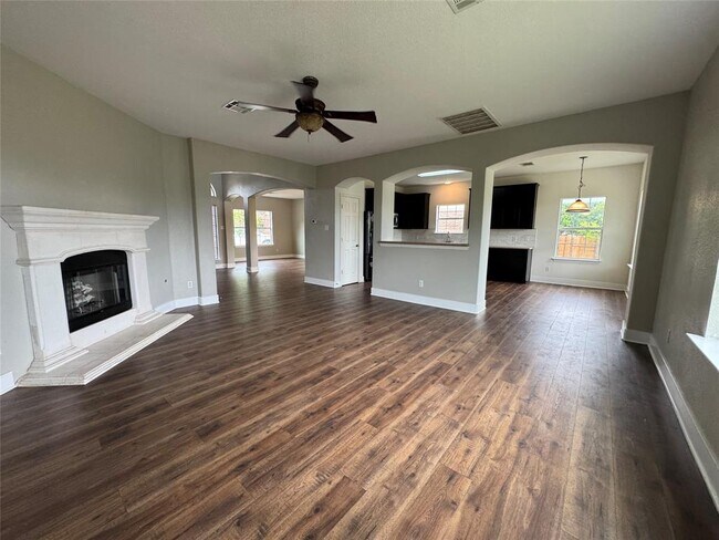 Building Photo - 1800 Rachel Ln