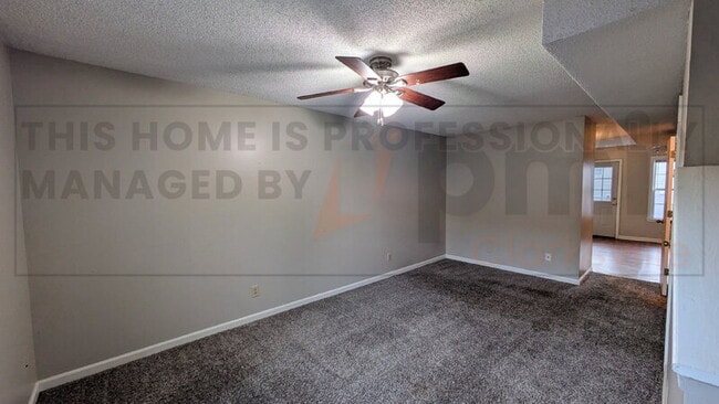 Building Photo - 284 Raleigh Dr