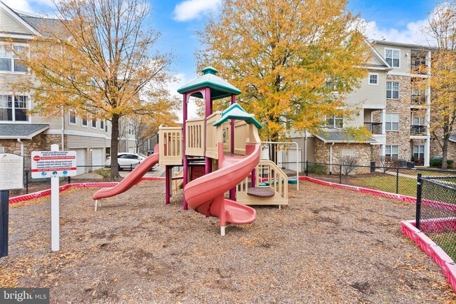 Building Photo - 13363 Connor Dr