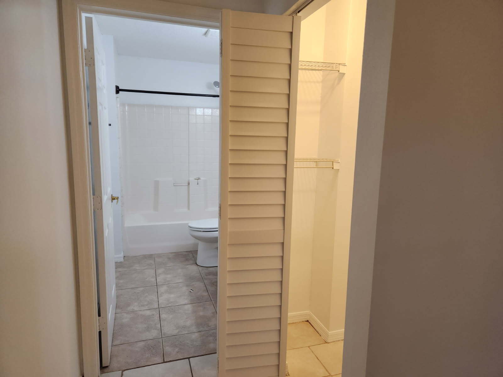 Master bath and walkin closet - 504 13th Pl