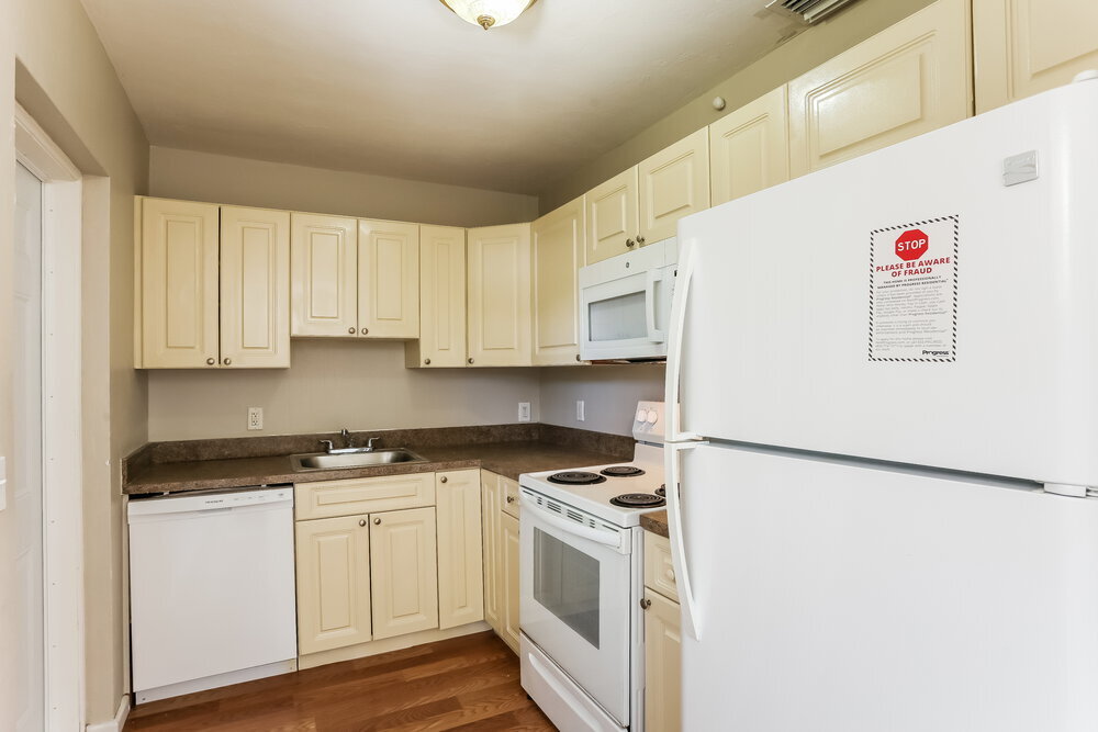 Building Photo - 1107 NW 15th Ct