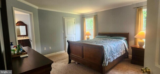 Building Photo - 2 Marchesi Dr