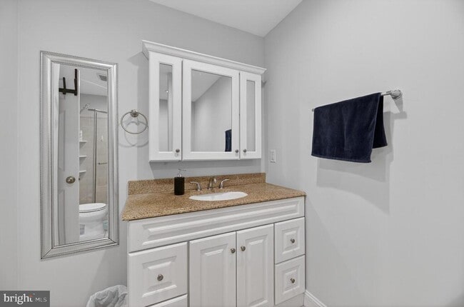 Building Photo - 133 Andover Pl